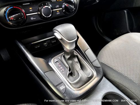 Used 2021 Kia Soul LX FWD image 27