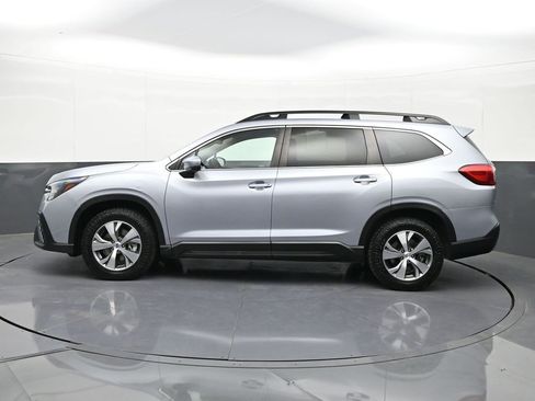 Used 2024 Subaru Ascent Premium w/ Convenience Package AWD/4WD image 2
