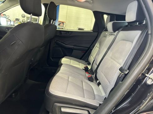 Used 2023 Ford Escape Active AWD/4WD image 34