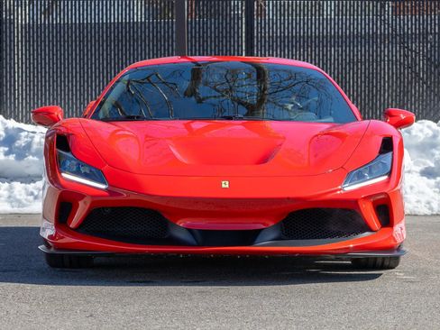 Used 2020 Ferrari F8 Tributo image 4