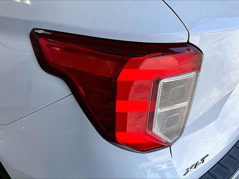 Used 2020 Ford Explorer XLT w/ Equipment Group 202A RWD image 25