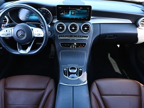 Used 2020 Mercedes-Benz C 300 Sedan image 10