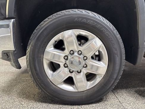 Used 2020 Chevrolet Silverado 2500 LTZ w/ LTZ Premium Package image 3