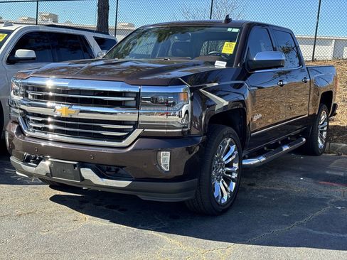 Used 2016 Chevrolet Silverado 1500 High Country w/ High Country Premium Package image 9