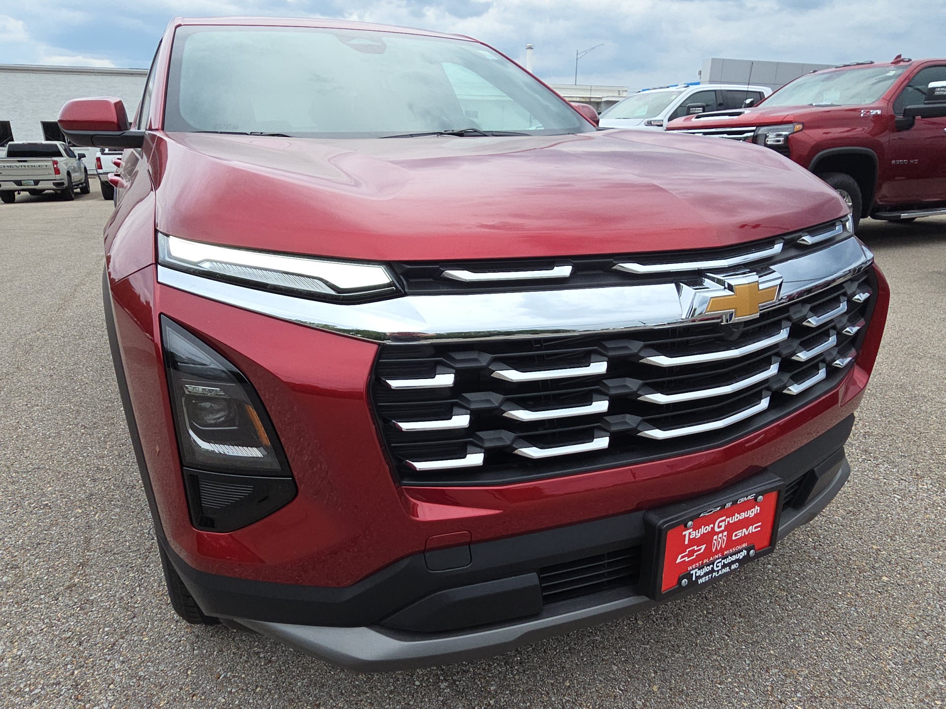 New 2027 Chevrolet Equinox LT w/ Convenience Package II AWD/4WD image 11