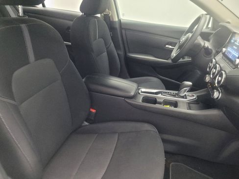 Used 2024 Nissan Sentra SV FWD image 21