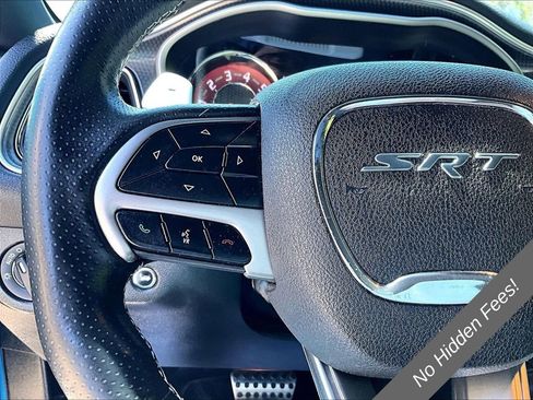 Used 2018 Dodge Challenger SRT Hellcat RWD image 16