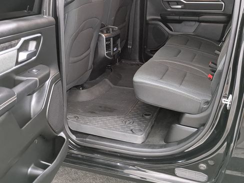 Used 2023 RAM 1500 Big Horn AWD/4WD image 25