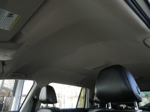 Used 2018 Volkswagen Atlas SE image 17