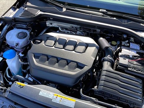 New 2026 Volkswagen Golf image 17