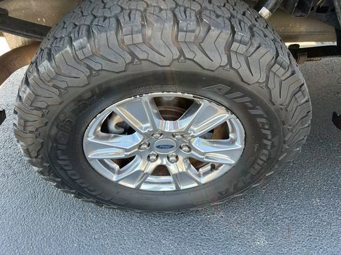 Used 2019 Ford F150 XLT w/ Equipment Group 302A Luxury image 15