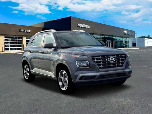 New 2026 Hyundai Venue SEL image 12