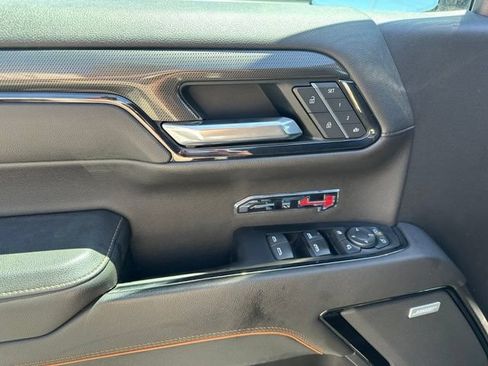 Used 2022 GMC Sierra 1500 AT4 w/ AT4 Premium Package AWD/4WD image 17