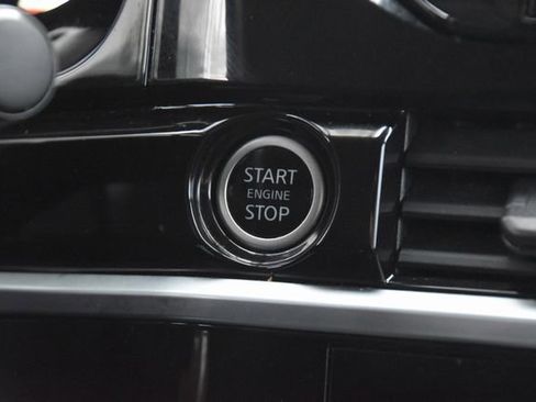 Used 2022 Nissan Pathfinder Platinum w/ Cargo Package AWD/4WD image 38