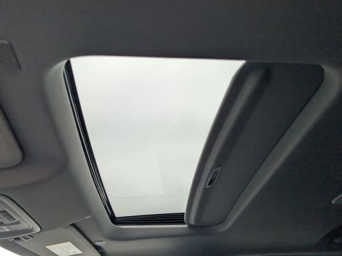 New 2026 Chevrolet Silverado 1500 LTZ w/ LTZ Premium Package image 11