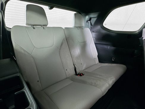 Used 2025 Lexus TX 350 AWD w/ Technology Package image 26