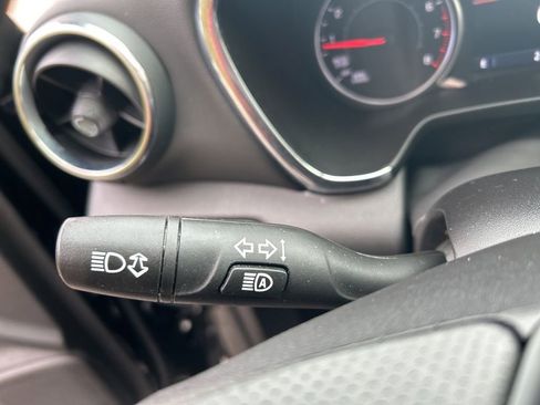 Used 2024 Chevrolet Blazer LT w/ Convenience Package image 12