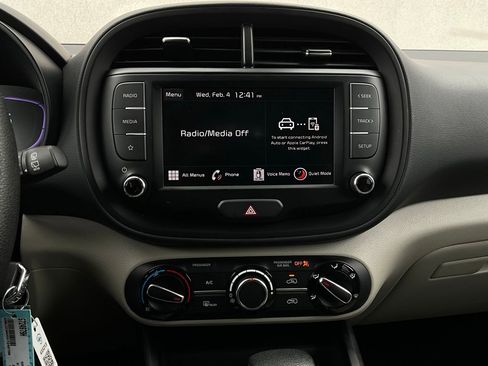 Used 2025 Kia Soul LX w/ LX Technology Package image 24