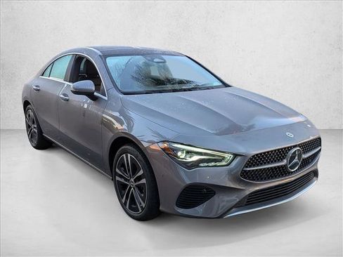 Certified 2025 Mercedes-Benz CLA 250 image 3