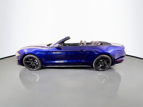 Used 2018 Ford Mustang Convertible w/ Black Accent Package RWD image 43