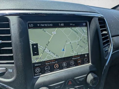 Used 2018 Jeep Grand Cherokee Limited AWD/4WD image 13