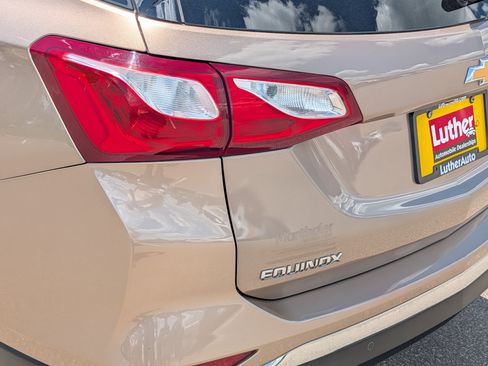 Used 2019 Chevrolet Equinox LT AWD/4WD image 17