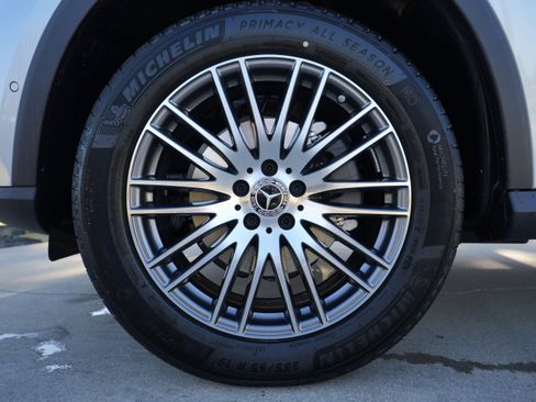 New 2026 Mercedes-Benz GLC 300 4MATIC image 12