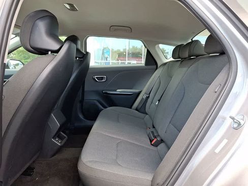 Used 2025 Kia K4 FWD image 9
