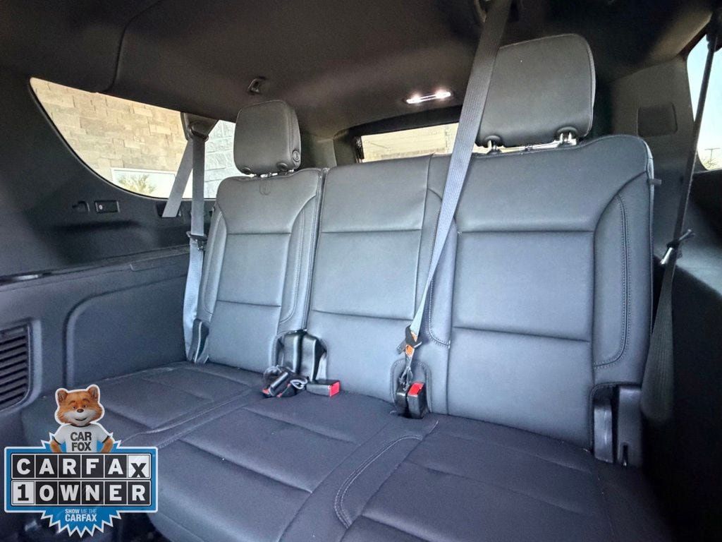 Used 2024 Chevrolet Suburban Z71 w/ Luxury Package AWD/4WD image 24