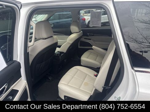 Used 2022 Kia Telluride EX w/ EX Premium Package image 9