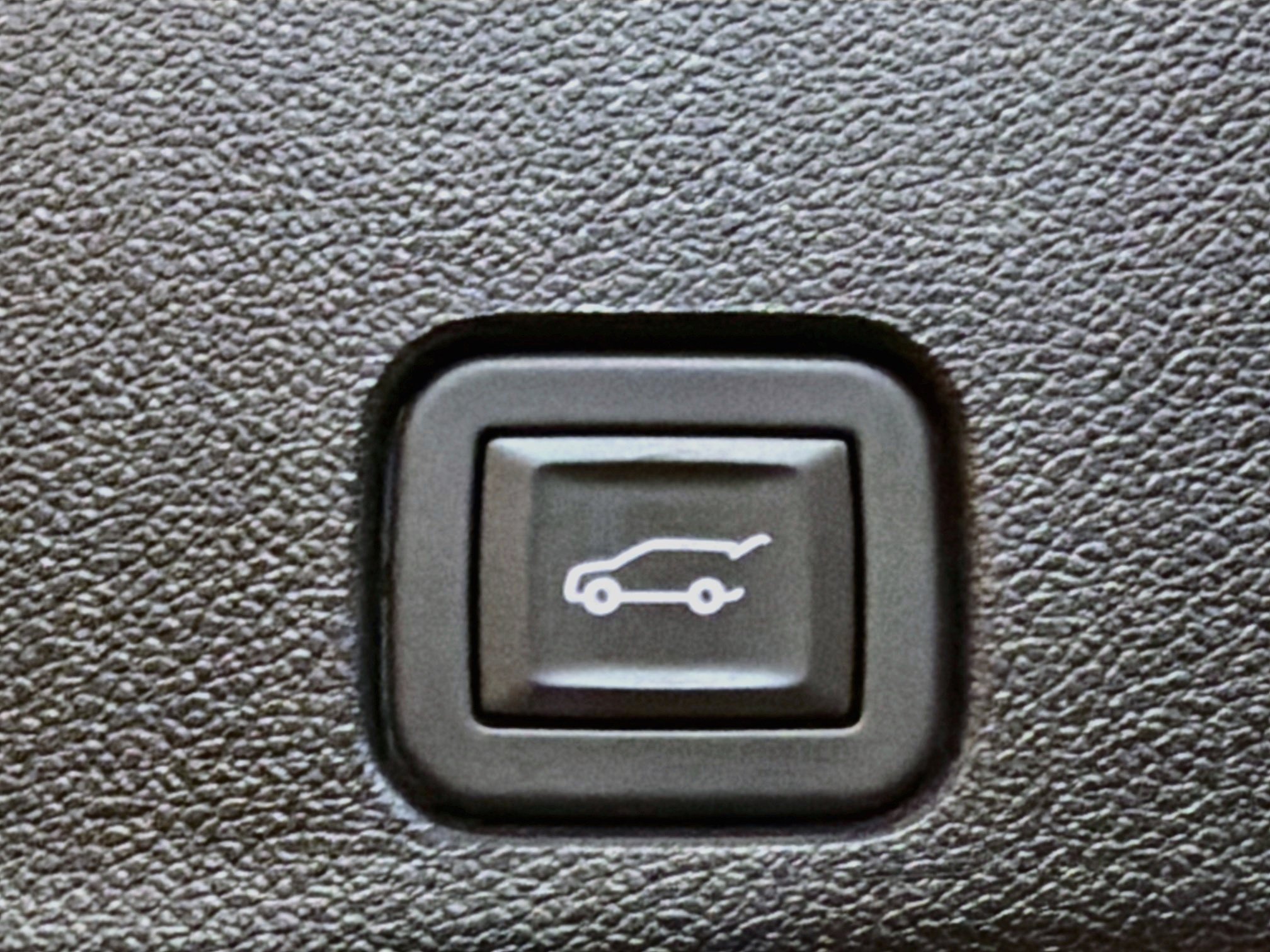 Used 2025 Chevrolet Traverse LT AWD/4WD image 31