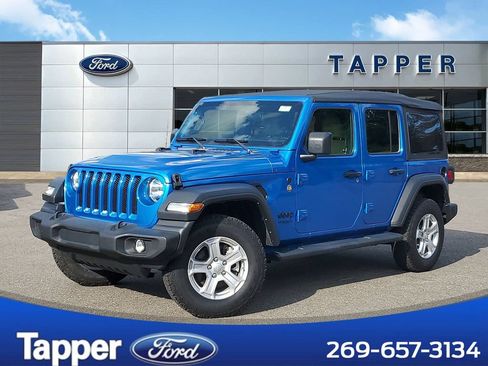Used 2022 Jeep Wrangler Unlimited Sport AWD/4WD image 1
