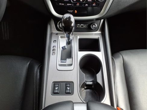 Used 2024 Nissan Murano SL FWD image 21