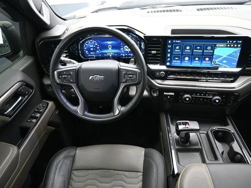 Used 2024 Chevrolet Silverado 1500 ZR2 image 27