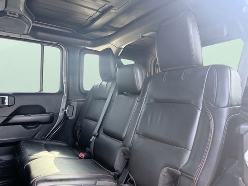 Used 2021 Jeep Wrangler Unlimited Rubicon image 29