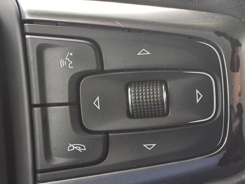 Used 2024 Chevrolet Silverado 2500 LT AWD/4WD image 14