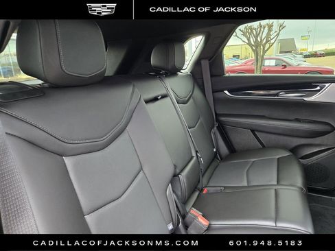 Used 2025 Cadillac XT5 Premium Luxury image 22