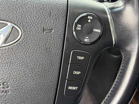 Used 2009 Hyundai Genesis 4.6 w/ Technology Pkg 5 image 35