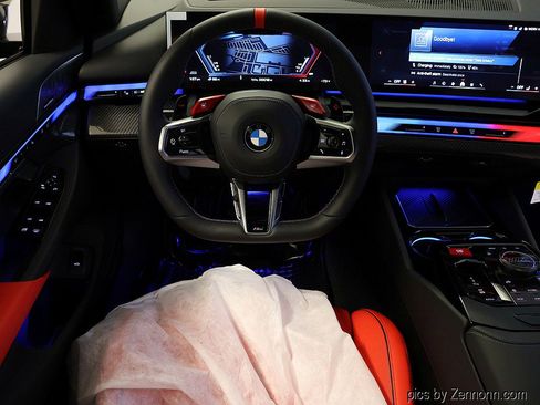 New 2027 BMW M5 AWD/4WD image 16