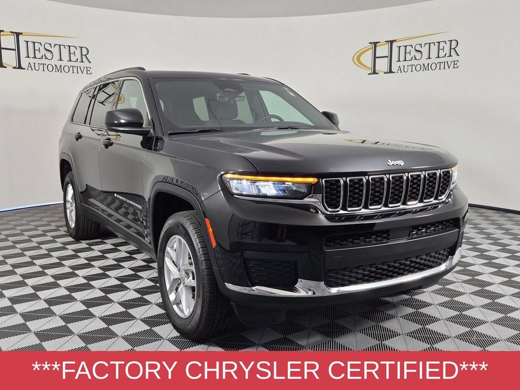 Used 2025 Jeep Grand Cherokee L Laredo w/ Luxury Tech Group I RWD image 2