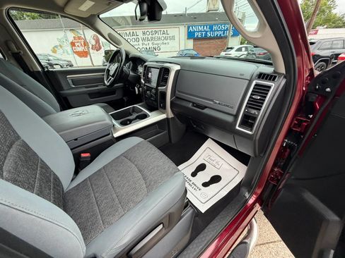 Used 2019 RAM 1500 Big Horn AWD/4WD image 10