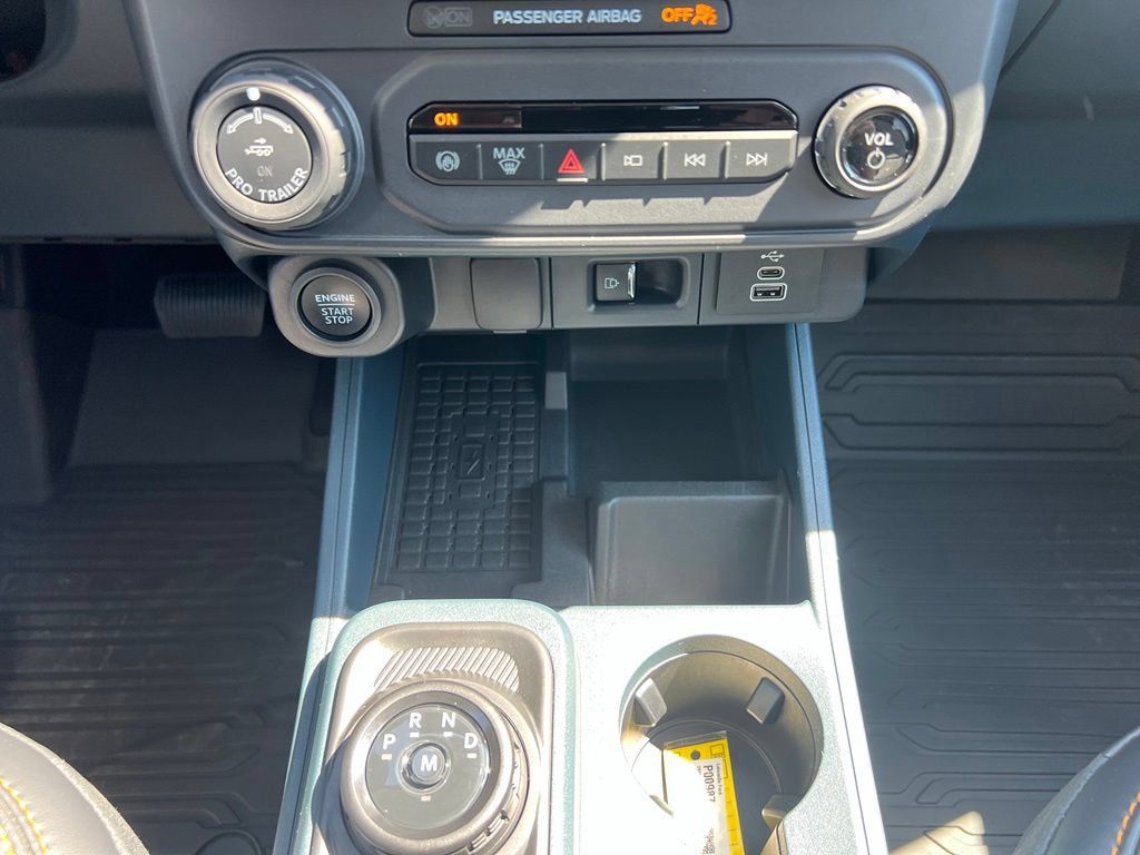 Used 2025 Ford Maverick Tremor AWD/4WD image 30