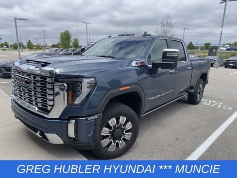 Used 2025 GMC Sierra 2500 Denali w/ Denali Reserve Package AWD/4WD image 1
