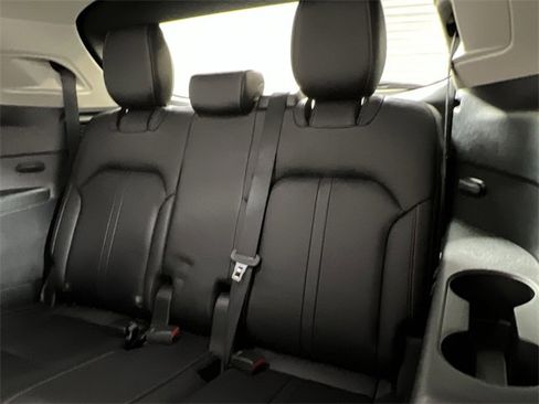 Certified 2025 MAZDA CX-90 3.3 Turbo w/ Preferred Package image 24