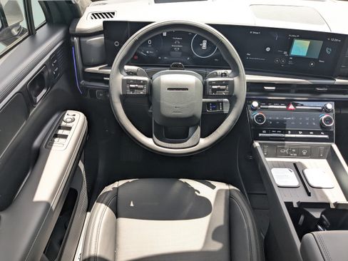 New 2026 Hyundai Santa Fe Calligraphy FWD image 18