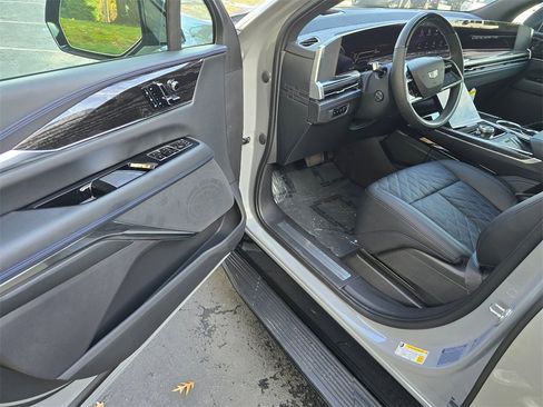 New 2026 Cadillac Escalade IQL Sport 1 image 22