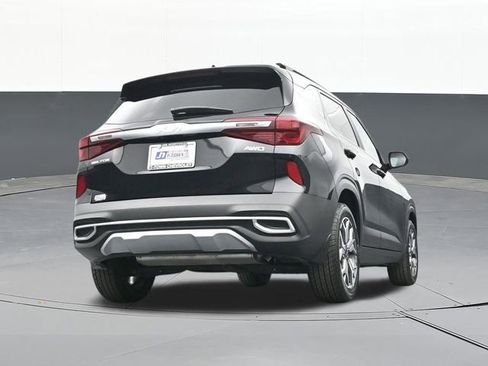 Used 2023 Kia Seltos EX image 46