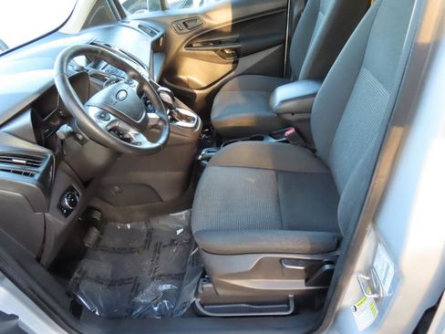 Used 2018 Ford Transit Connect XL image 16