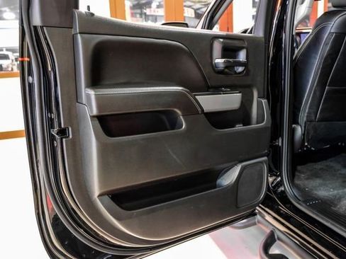 Used 2017 Chevrolet Silverado 1500 LTZ Z71 image 43