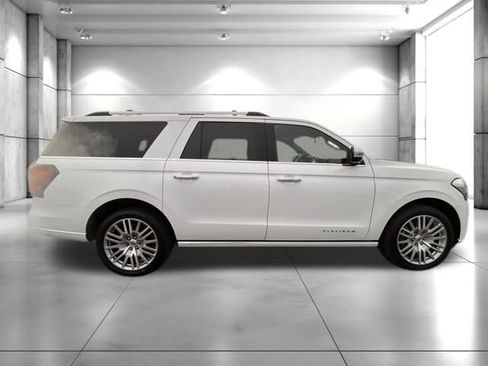Used 2024 Ford Expedition Max Platinum image 8